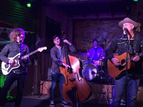 FB IMG 1558409038351